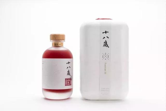 酒創(chuàng)新包裝欣賞丨很多消費(fèi)者是在看到酒包裝后臨時(shí)做購(gòu)買決定的