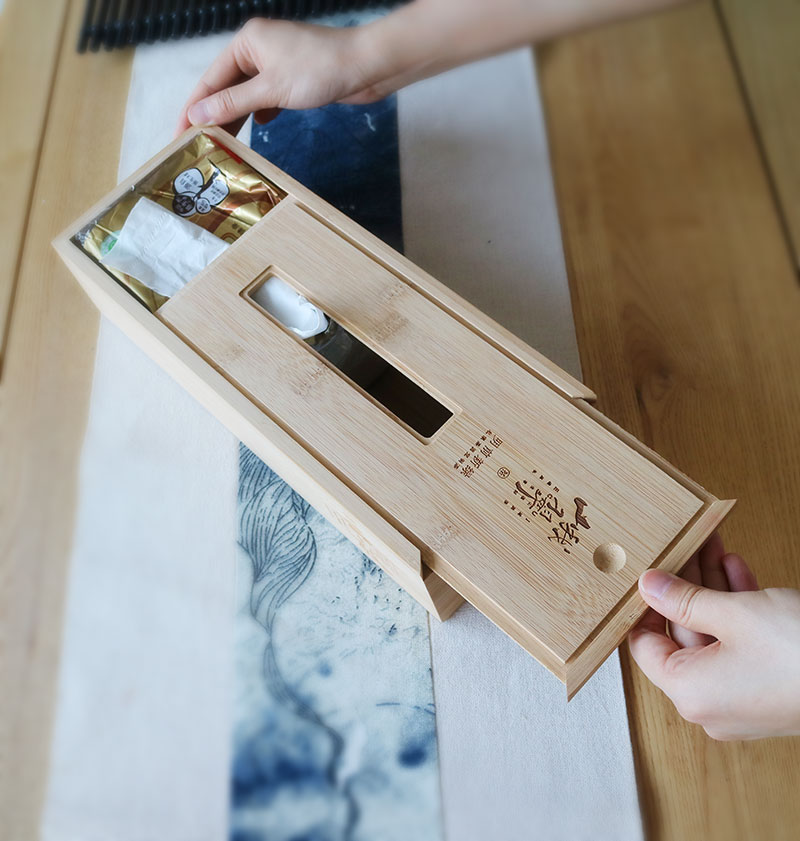 创意茶叶木盒包装，用完后还能当抽纸盒