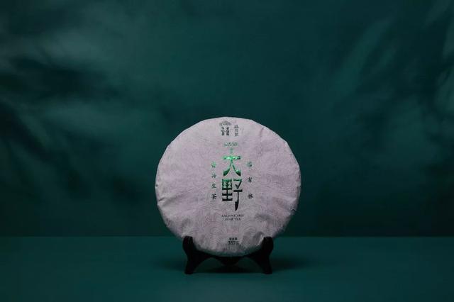 精致典雅的普洱茶包裝設(shè)計(jì)，絕對(duì)要收藏的實(shí)用包裝