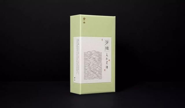 古樸又獨(dú)具現(xiàn)代感的書(shū)法手筆，造就濃墨重彩的茶包裝