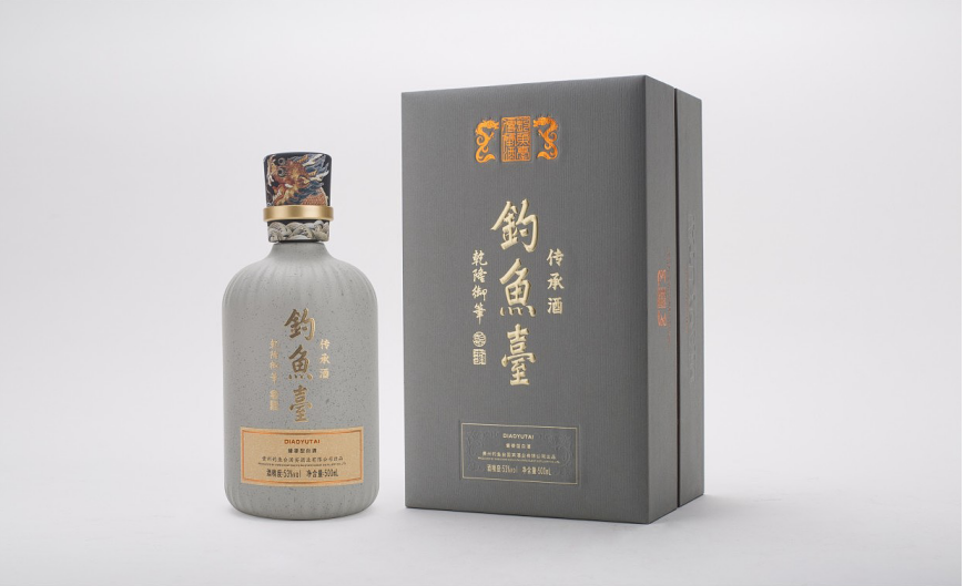 足夠驚艷你的白酒包裝，這設(shè)計費就值10萬